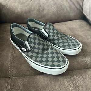 Women’s Dark Checkered Vans